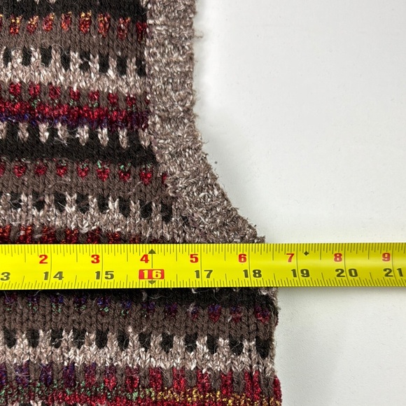 Huntington Ridge Cozy Knit Striped Zippered Vest - Picture 7 of 10